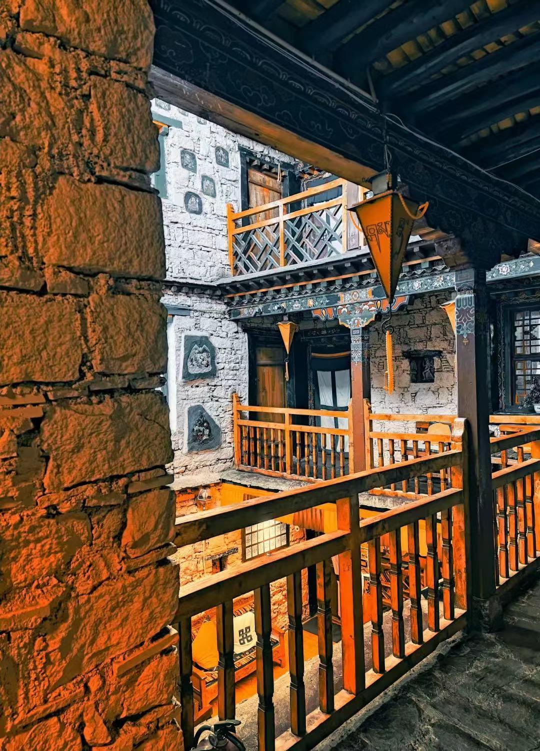 Shambhala Palace Hotel Λάσα Εξωτερικό φωτογραφία